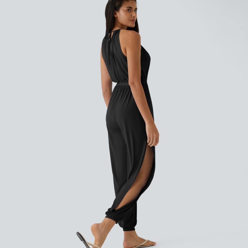 Elegant Black Sleeveless Jumpsuit